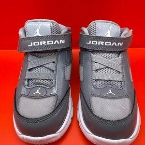 Nike Air Jordan BCT Mids 2 wolf-gray Kids'  Sneakers size 7C